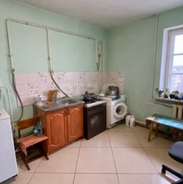 Продажа 3-комн квартиры на вторичном рынке Серпухов, улица Красный Текстильщик,  д. 9