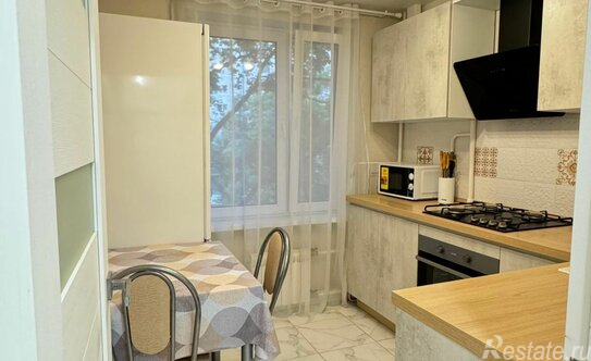 Продажа 1-комн квартиры на вторичном рынке Ореховый б-р