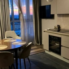 Продажа 2-комн квартиры на вторичном рынке Лиговский пр-кт,  д. 232