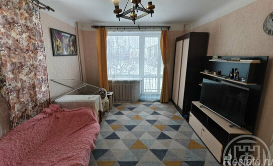 Продажа 1-комн квартиры на вторичном рынке Петергоф г, Путешественника Козлова ул,  д. 2/5