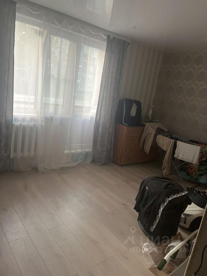 Аренда 2-комн квартиры на вторичном рынке 6-й мкр,  д. 5