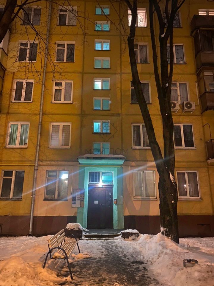 Продажа 3-комн квартиры на вторичном рынке улица Свободы, 83К1