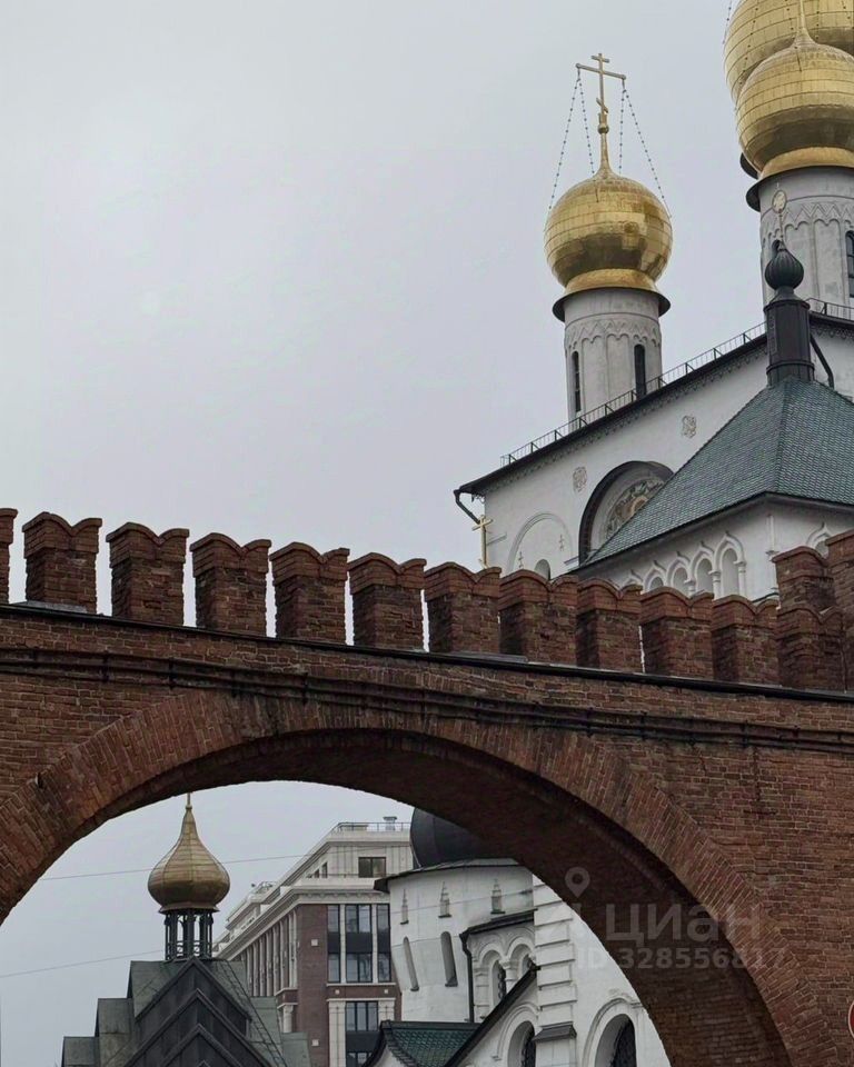 Продажа 2-комн квартиры на вторичном рынке Миргородская улица, 1б