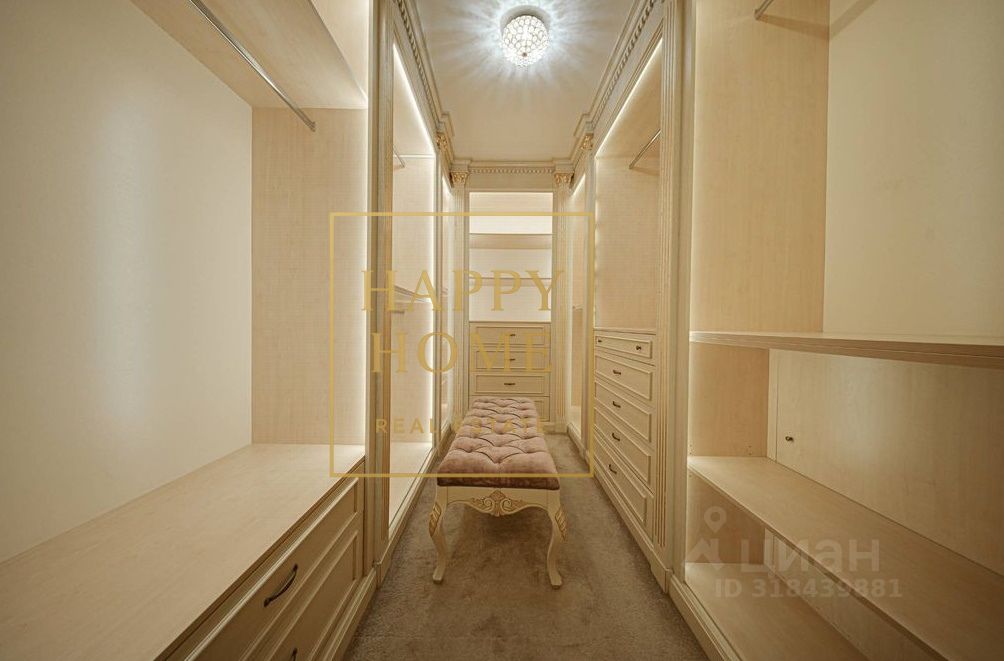 Продажа 6-комн квартиры на вторичном рынке Чапаевский переулок, 3