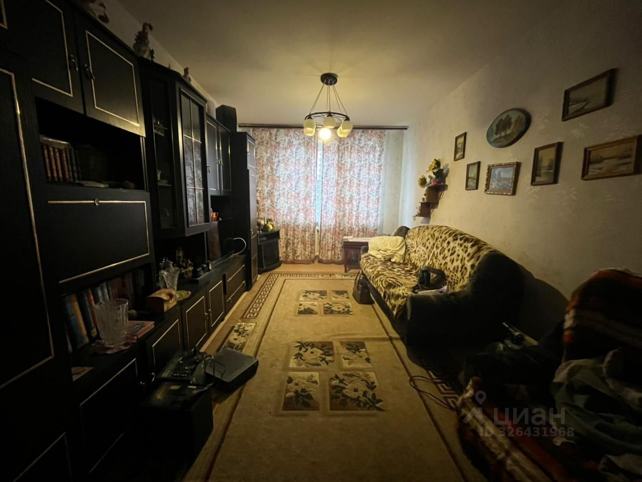 Продажа 3-комн квартиры на вторичном рынке Запрудня пгт, улица Ленина, 27