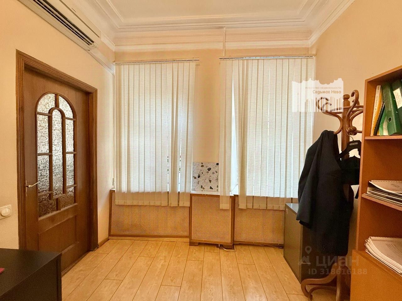Продажа 3-комн квартиры на вторичном рынке переулок Пушкарев, 20/17