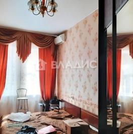 Продажа 3-комн квартиры на вторичном рынке ул Декабристов,  д. 22-24