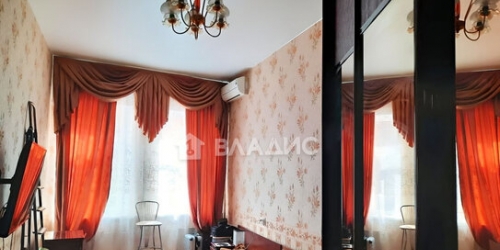 3-комн квартира ул Декабристов,  д. 22-24