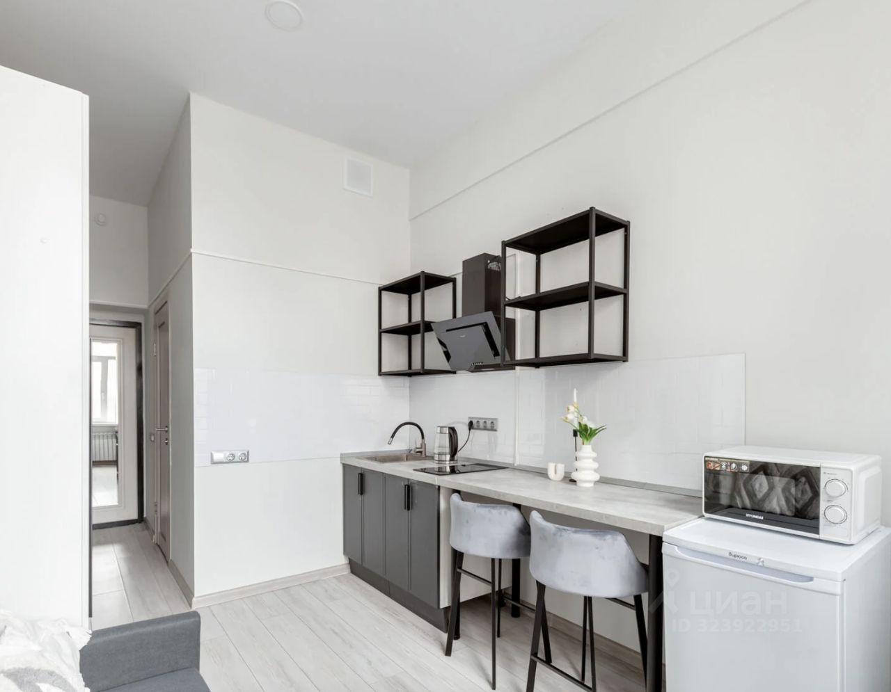 Аренда студии улица Артюхиной, 6К2