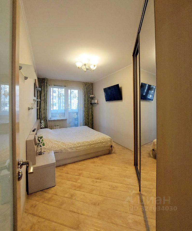 Продажа 3-комн квартиры на вторичном рынке Октябрьская улица, 91К1