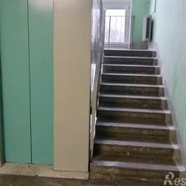 Продажа 1-комн квартиры на вторичном рынке улица Типанова,  д. 29