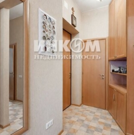Продажа 2-комн квартиры на вторичном рынке Оболенский пер,  д. 2