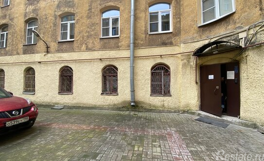 Продажа 2-комн квартиры на вторичном рынке Казанская улица,  д. 33/5