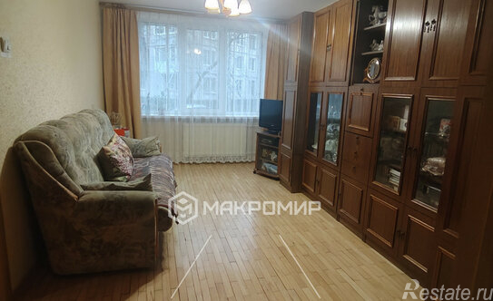 Продажа 3-комн квартиры на вторичном рынке Софийская улица,  д. 35 к3