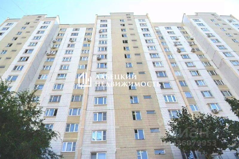 Продажа 3-комн квартиры на вторичном рынке Коктебельская улица, 4К2