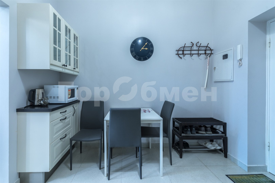 Продажа 2-комн квартиры на вторичном рынке Большой Гнездниковский переулок, 10