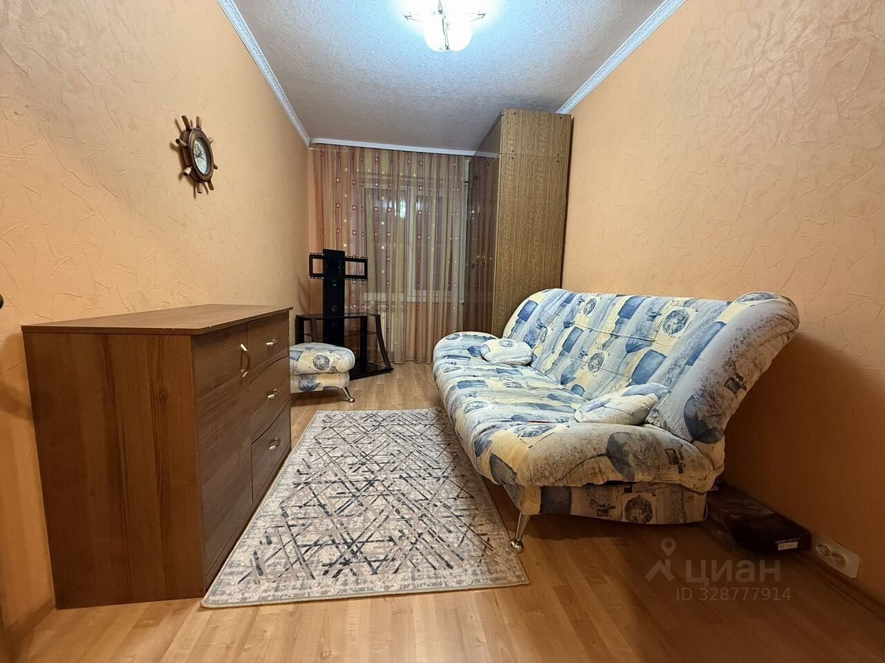 Продажа 2-комн квартиры на вторичном рынке Клин, улица 50 лет Октября, 19