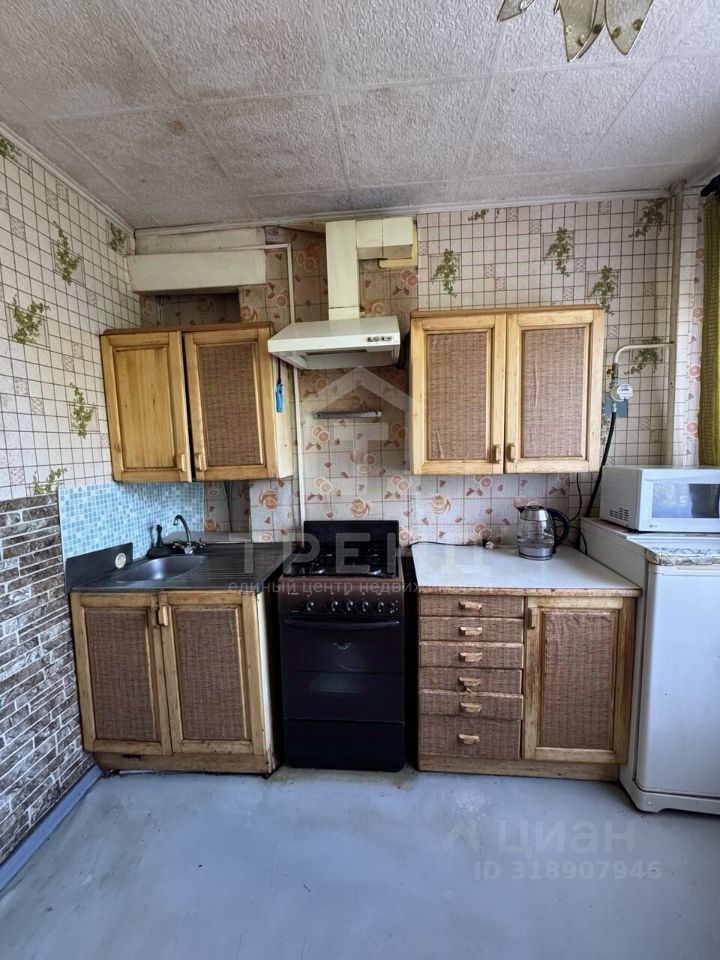 Продажа 3-комн квартиры на вторичном рынке пос. Красная Долина, 36