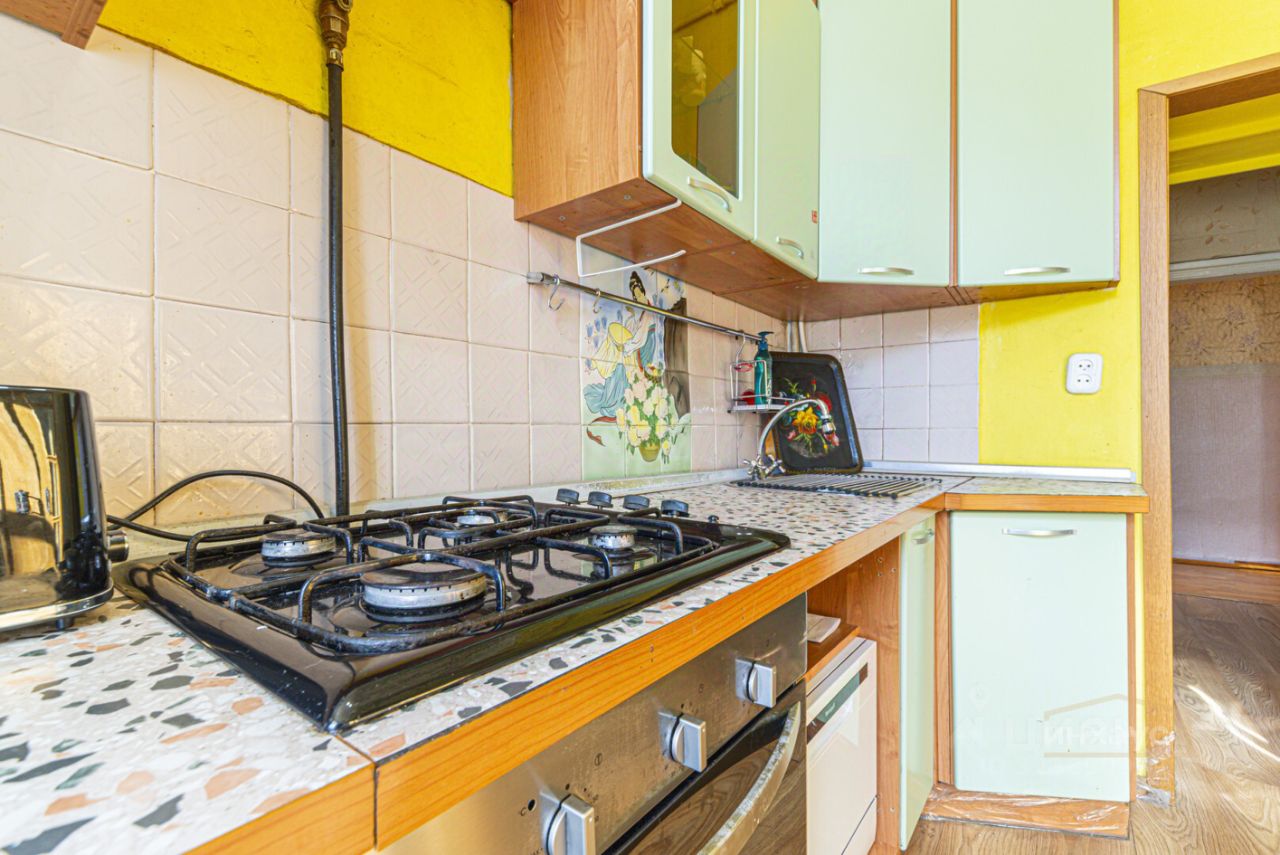 Продажа 3-комн квартиры на вторичном рынке улица Егорова, 18