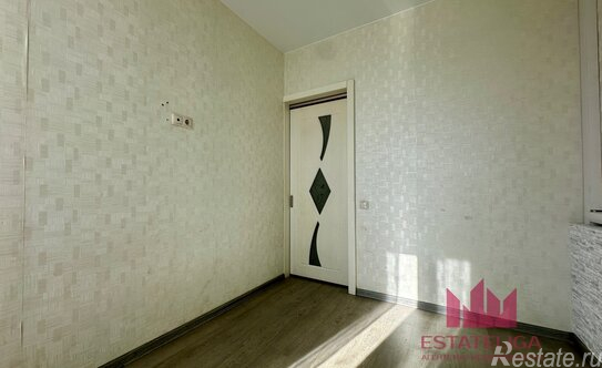 Продажа 1-комн квартиры на вторичном рынке ул Народного Ополчения,  д. 33