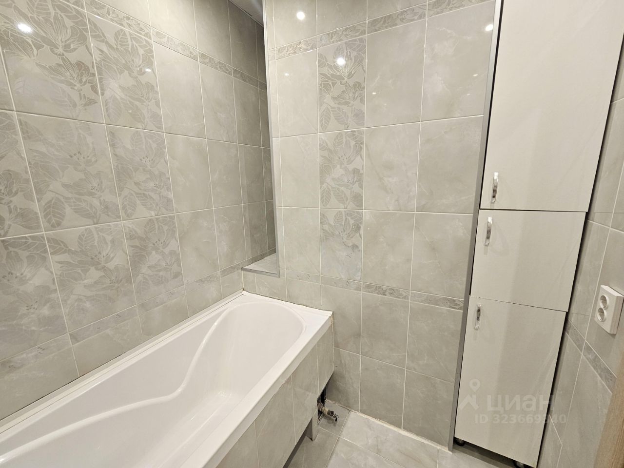 Продажа 2-комн квартиры на вторичном рынке улица Народного Ополчения, 33