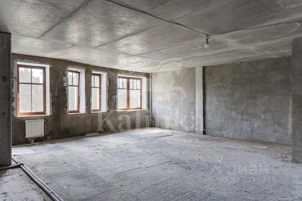 Продажа 4-комн квартиры на вторичном рынке пос. Сосны, 21