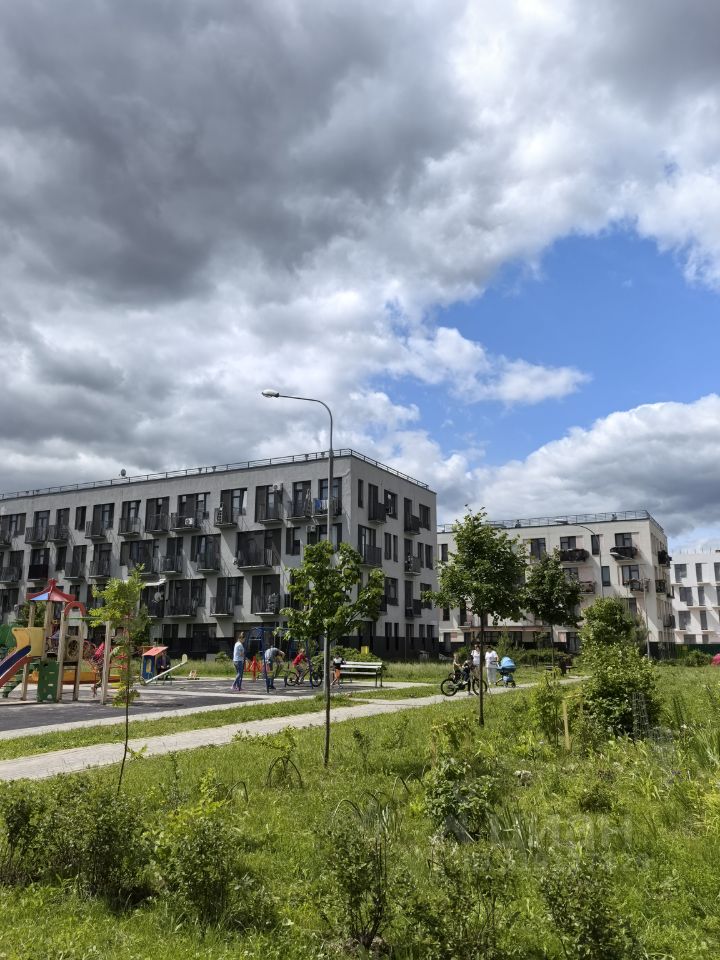 Продажа 1-комн квартиры на вторичном рынке пос. Мещерино, улица 4-й квартал, 9