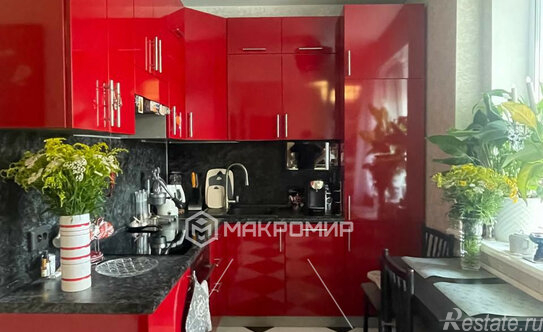 Продажа 1-комн квартиры на вторичном рынке Авиаконструкторов пр-кт,  д. 2