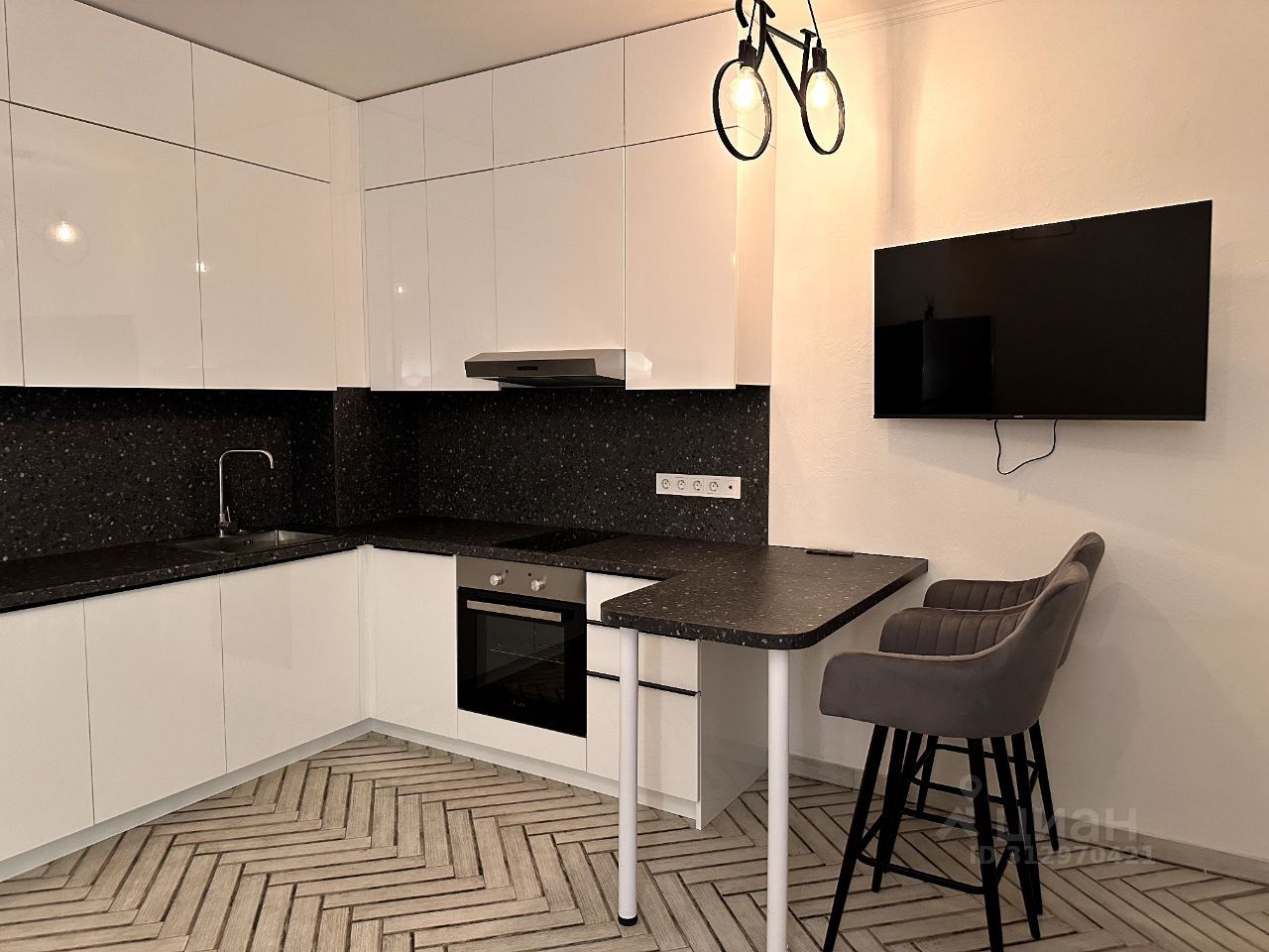 Аренда студии улица Василия Ощепкова, 6