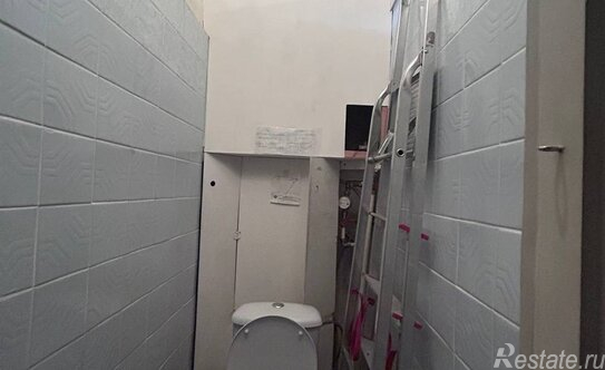 Продажа 2-комн квартиры на вторичном рынке улица Полярников,  д. 8