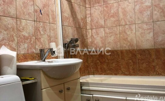 Продажа 2-комн квартиры на вторичном рынке Таллинская улица,  д. 25