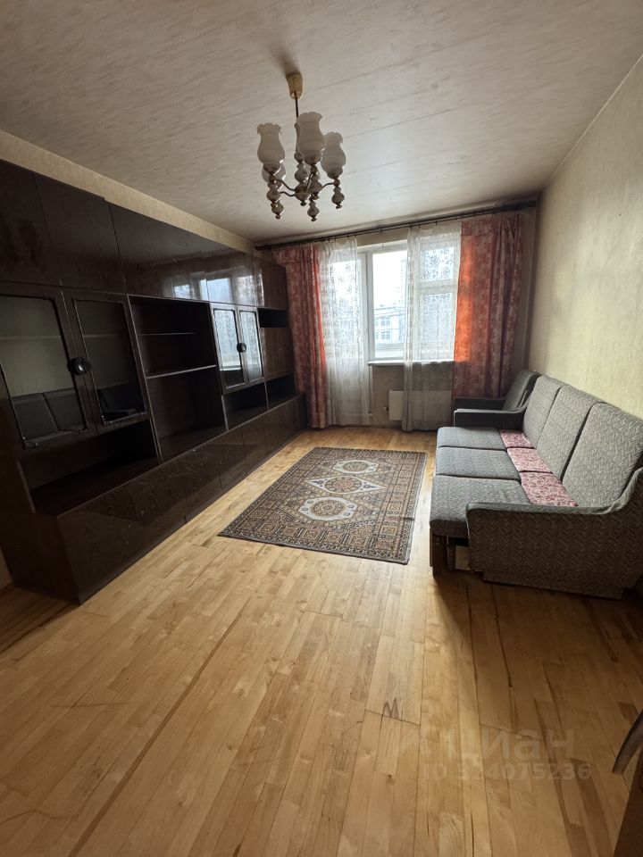 Продажа 1-комн квартиры на вторичном рынке улица Главмосстроя, 9