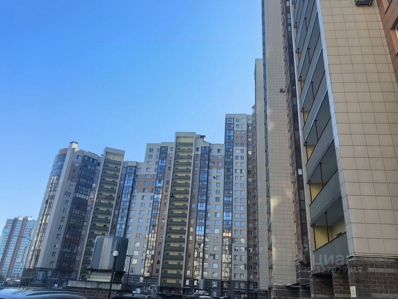Продажа 1-комн квартиры на вторичном рынке проспект Королева,  д. 61