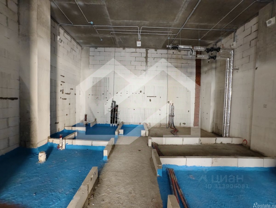 Продажа торгового помещения Летниковская улица,  д. 10 с1