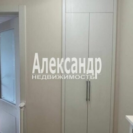 Продажа 2-комн квартиры на вторичном рынке улица Ленсовета,  д. 89