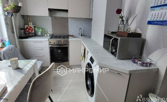 Продажа 2-комн квартиры на вторичном рынке Дальневосточный пр-кт,  д. 72