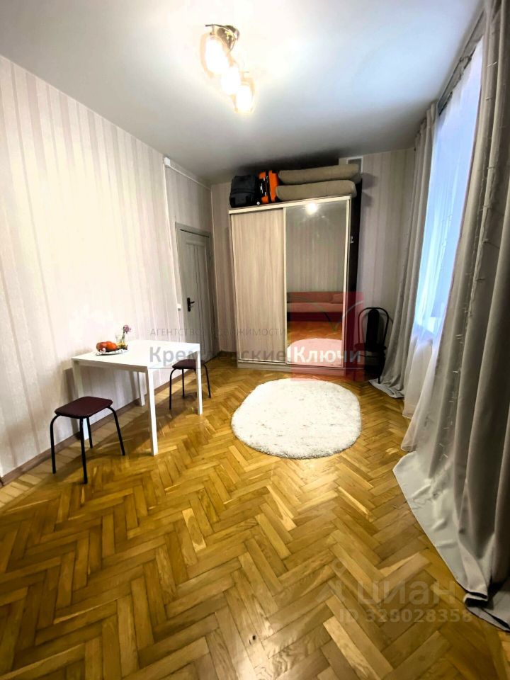 Продажа 4-комн квартиры на вторичном рынке Шмитовский проезд, 11