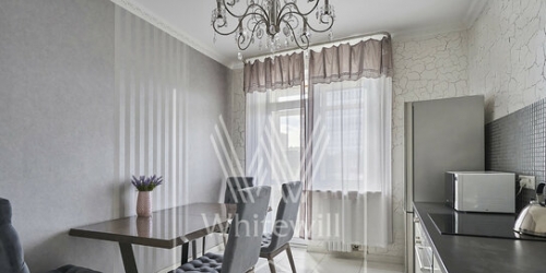 3-комн квартира Тружеников 1-й пер,  д. 17