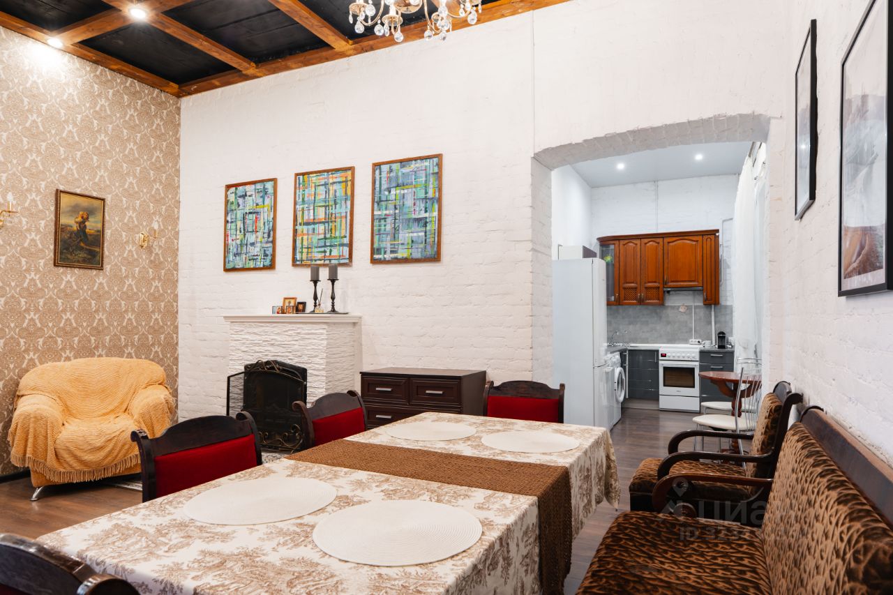 Аренда 3-комн квартиры на вторичном рынке Загородный проспект, 26