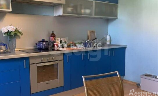 Продажа 2-комн квартиры на вторичном рынке Глухарская улица,  д. 11 к5