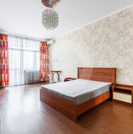 Продажа 2-комн квартиры на вторичном рынке улица Маршала Бирюзова,  д. 31
