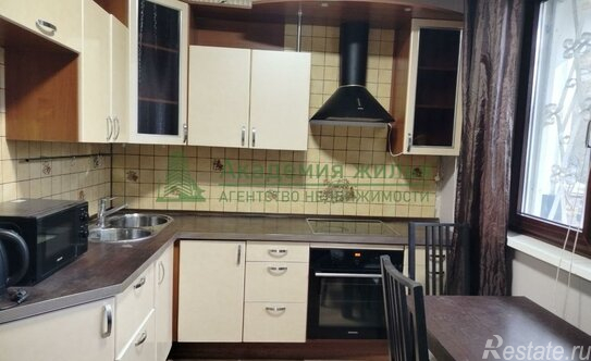 Продажа 1-комн квартиры на вторичном рынке Авангардная улица,  д. 9 к2