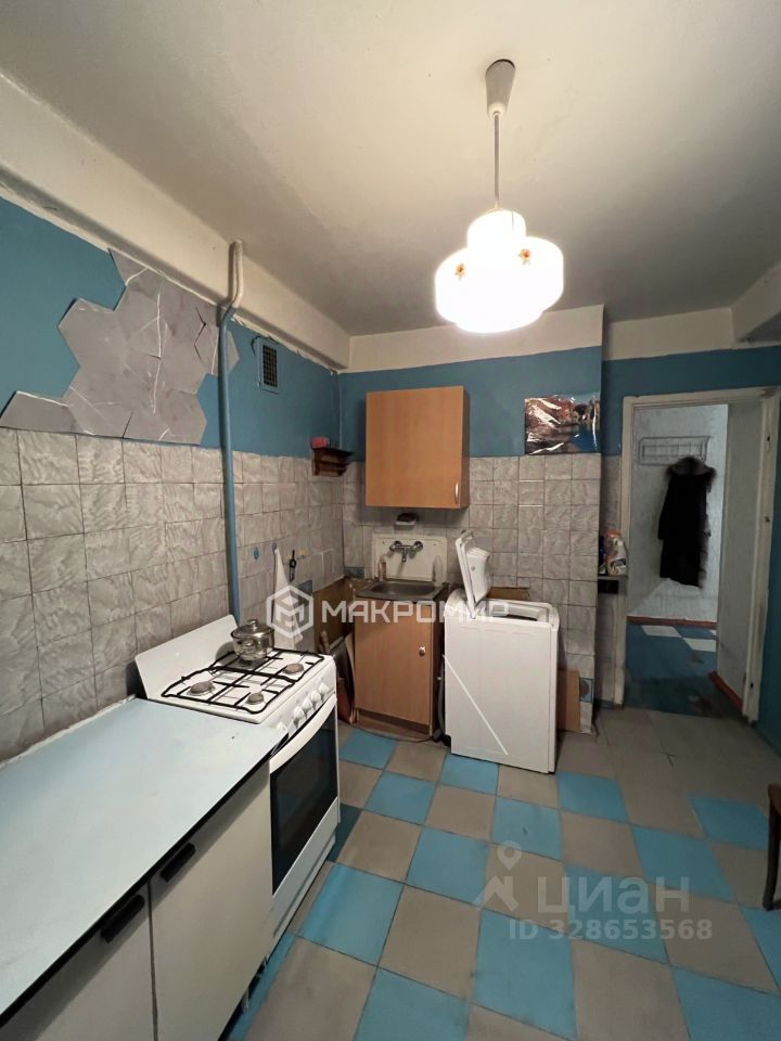 Продажа 2-комн квартиры на вторичном рынке улица Вавиловых, 8к1Д