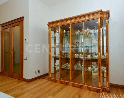 Продажа 2-комн квартиры на вторичном рынке Малый Каковинский пер,  д. 6