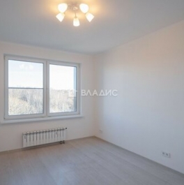 Продажа 2-комн квартиры на вторичном рынке Парковая 16-я ул,  д. 12