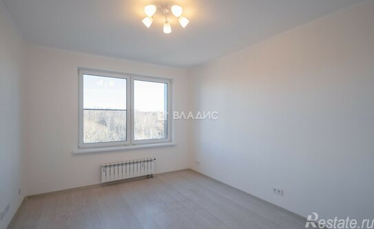 Продажа 2-комн квартиры на вторичном рынке Парковая 16-я ул,  д. 12