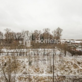 Продажа 4-комн квартиры на вторичном рынке улица Твардовского,  д. 12 к2