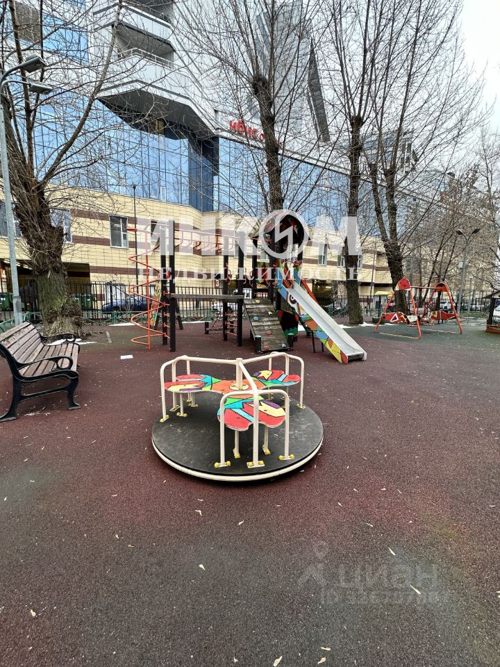 Продажа комнаты Брянская улица, 5К2