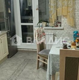 Продажа 2-комн квартиры на вторичном рынке Долгопрудный, Новый б-р,  д. 7