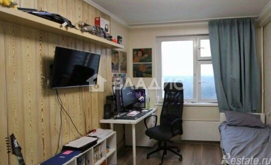 Продажа 2-комн квартиры на вторичном рынке улица Лётчика Грицевца,  д. 12